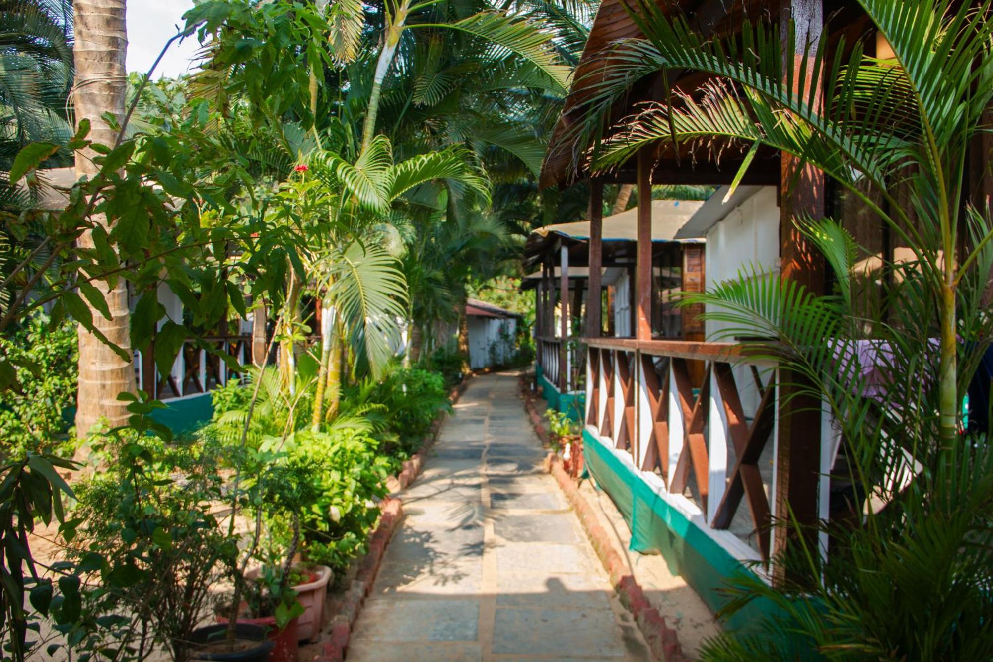 キューバ パトネム ホテル Patnem Beach エクステリア 写真