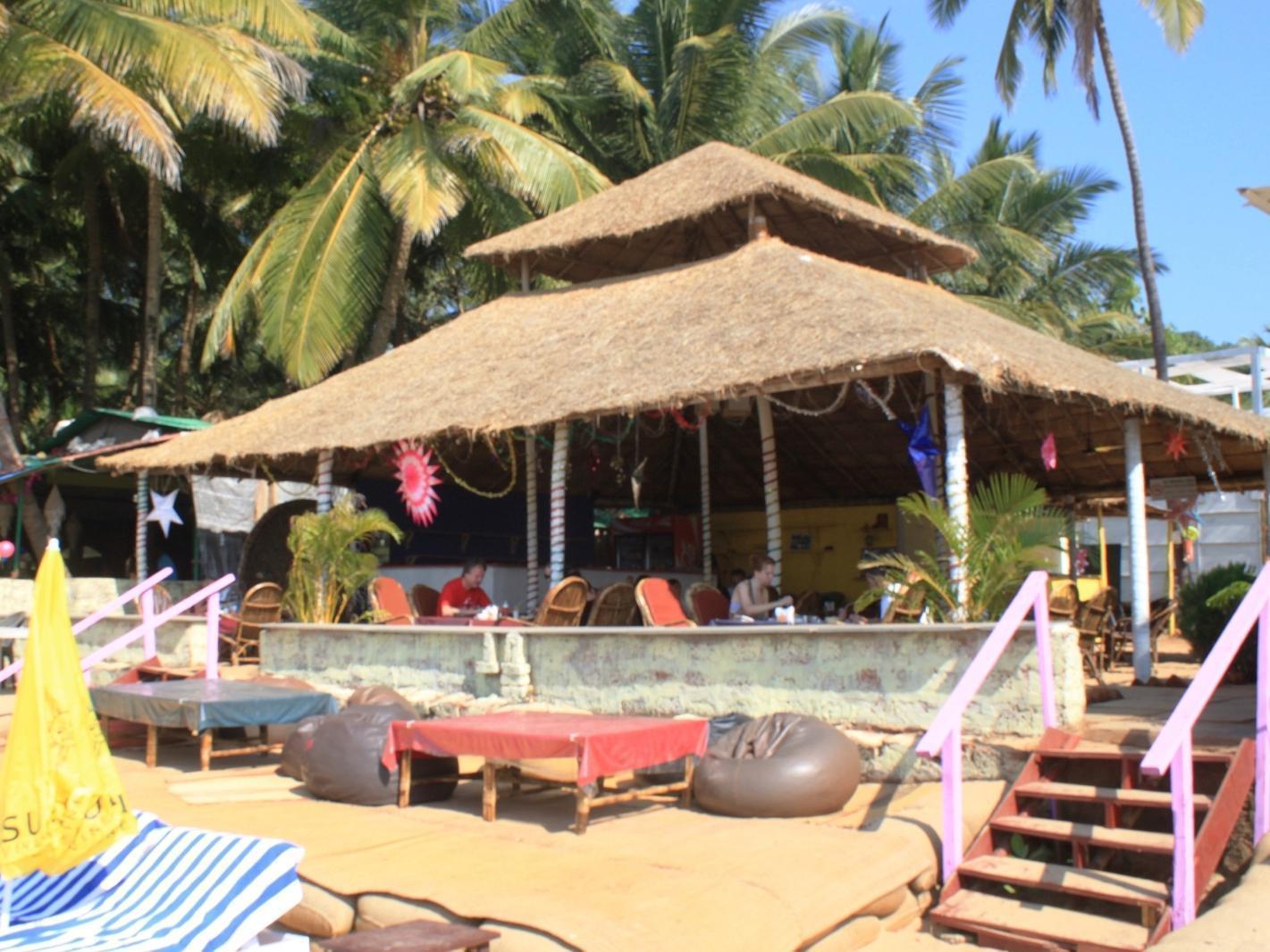 キューバ パトネム ホテル Patnem Beach エクステリア 写真